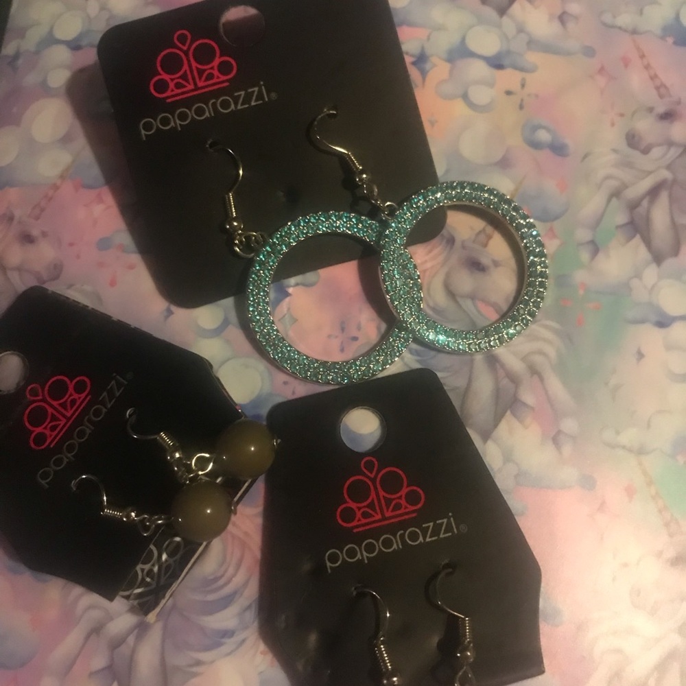Earrings - Picture 3 of 6